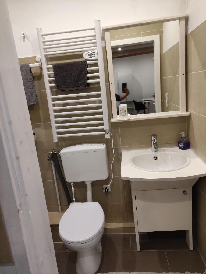 Schoenes Und Offenes Appartement Jüchen Eksteriør billede